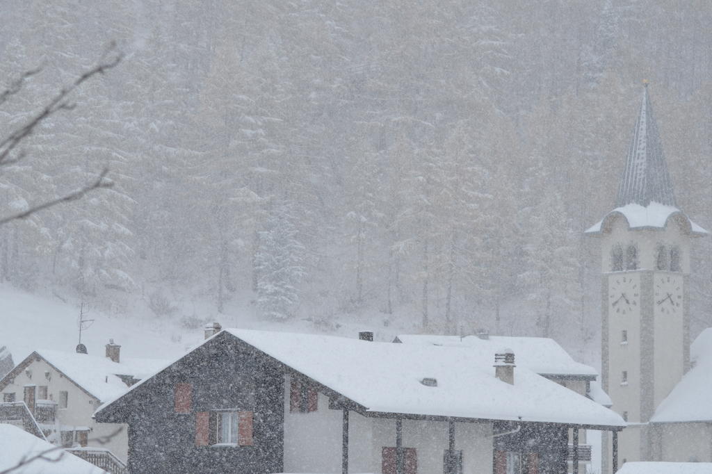 Appartamento Haus Alpenperle Saas-Almagell Esterno foto