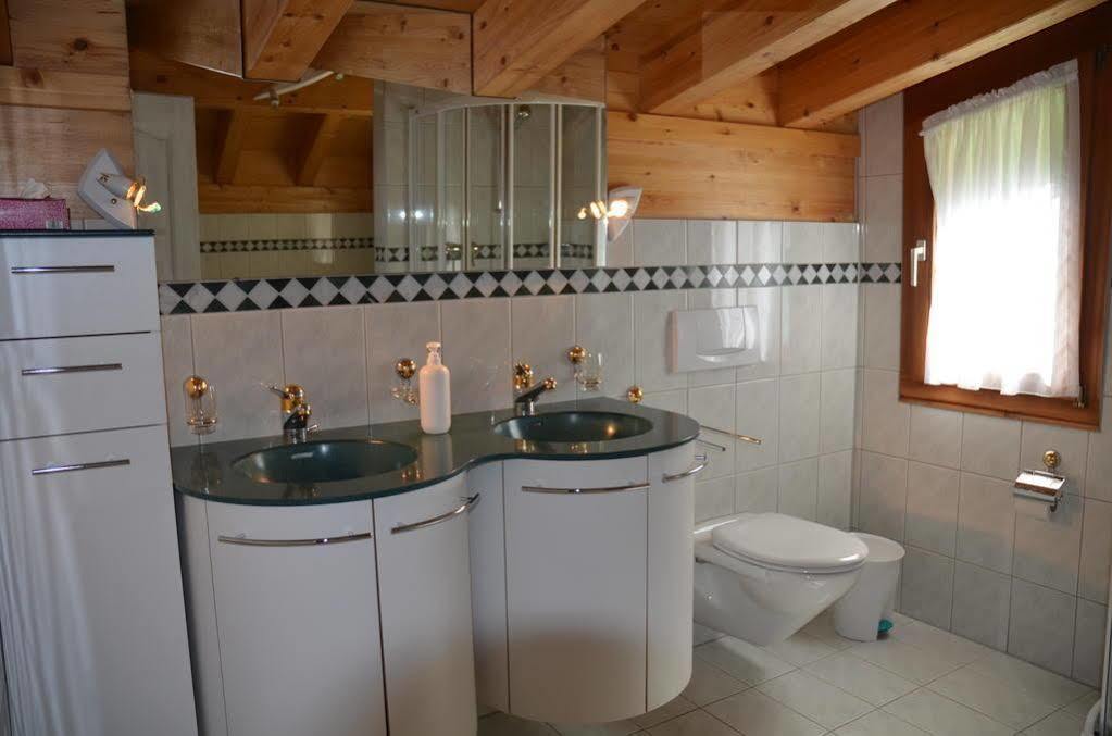 Appartamento Haus Alpenperle Saas-Almagell Esterno foto